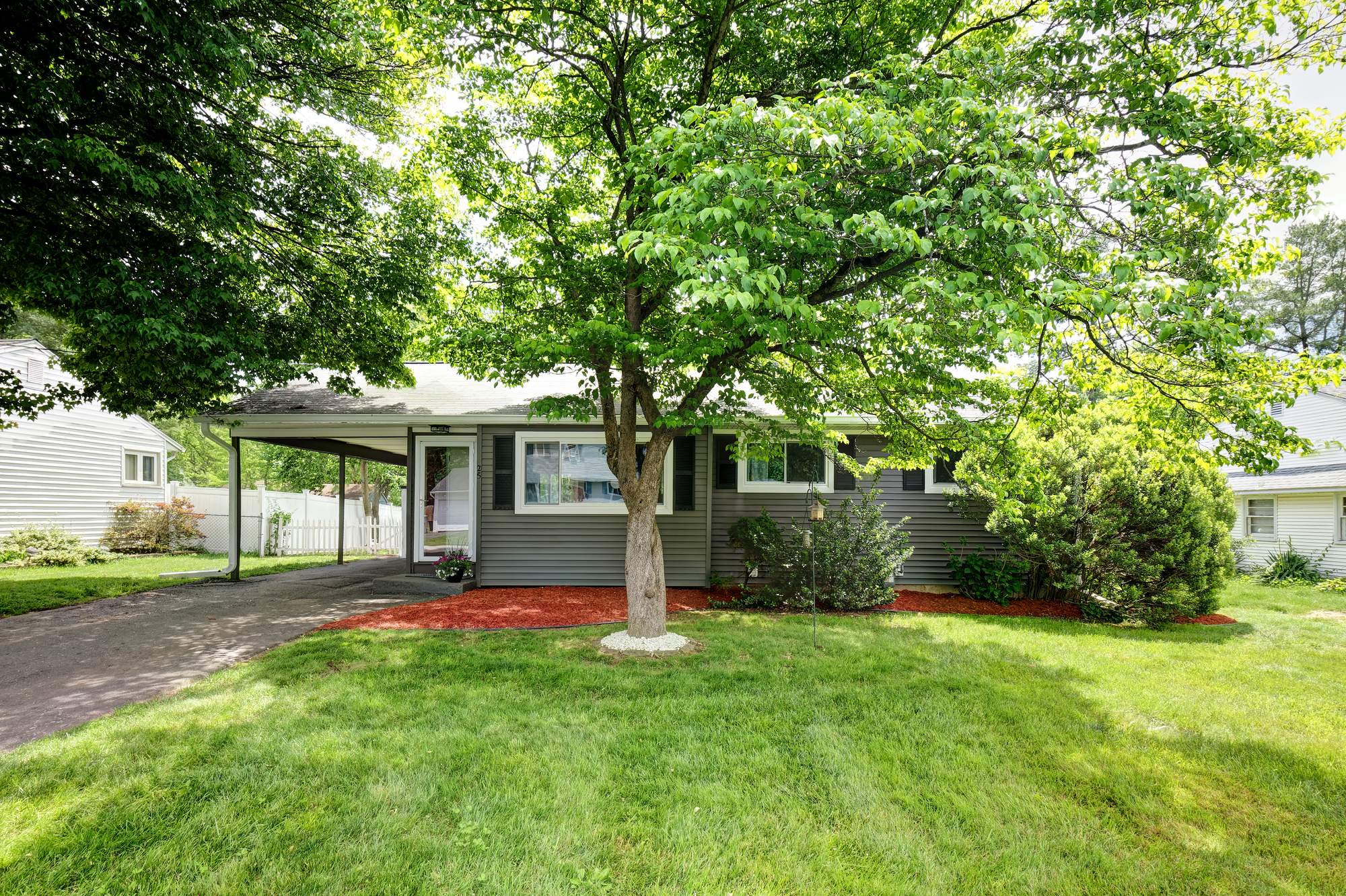 25 Yale Drive, Enfield, CT 06082