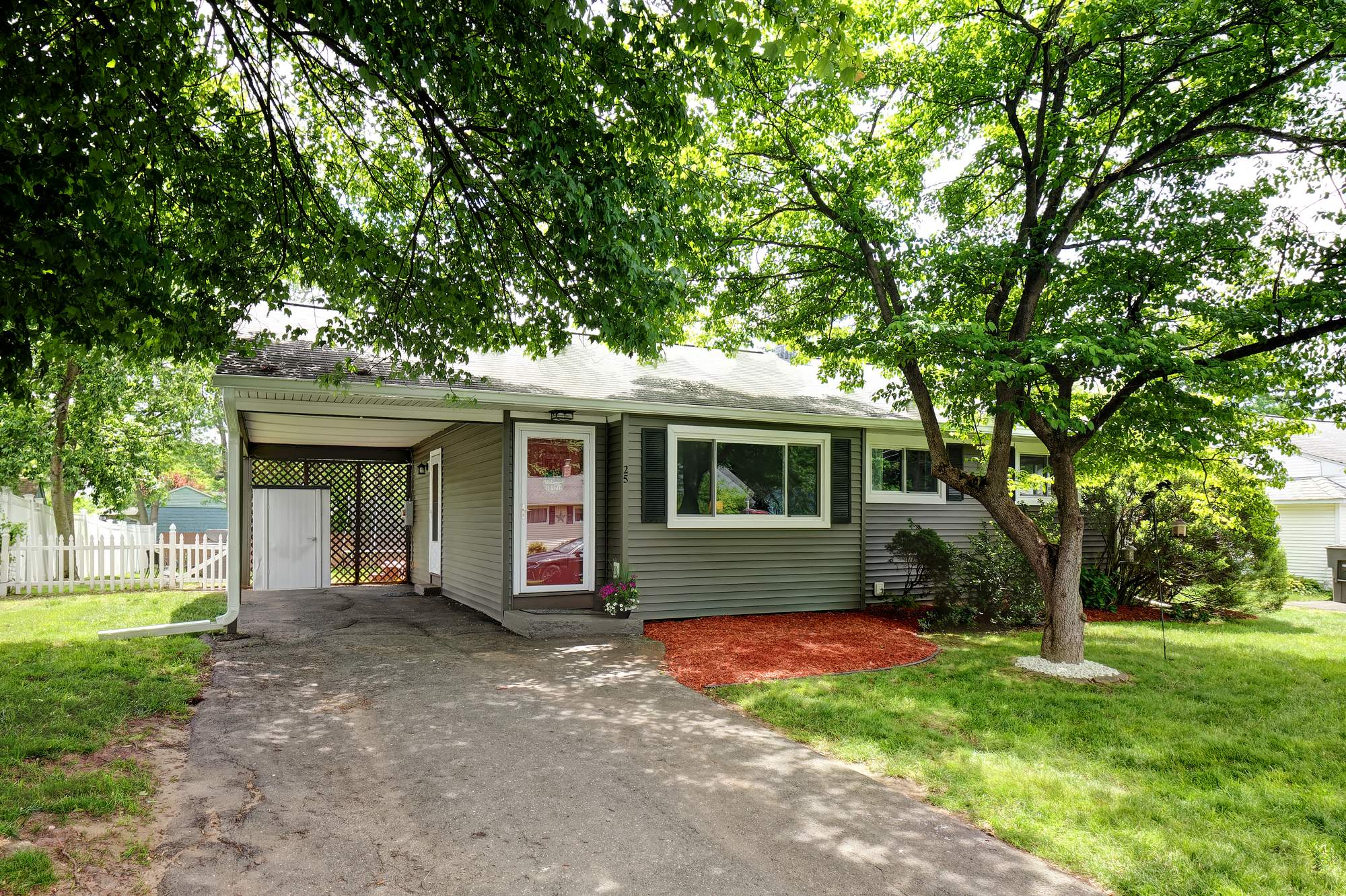25 Yale Drive, Enfield, CT 06082