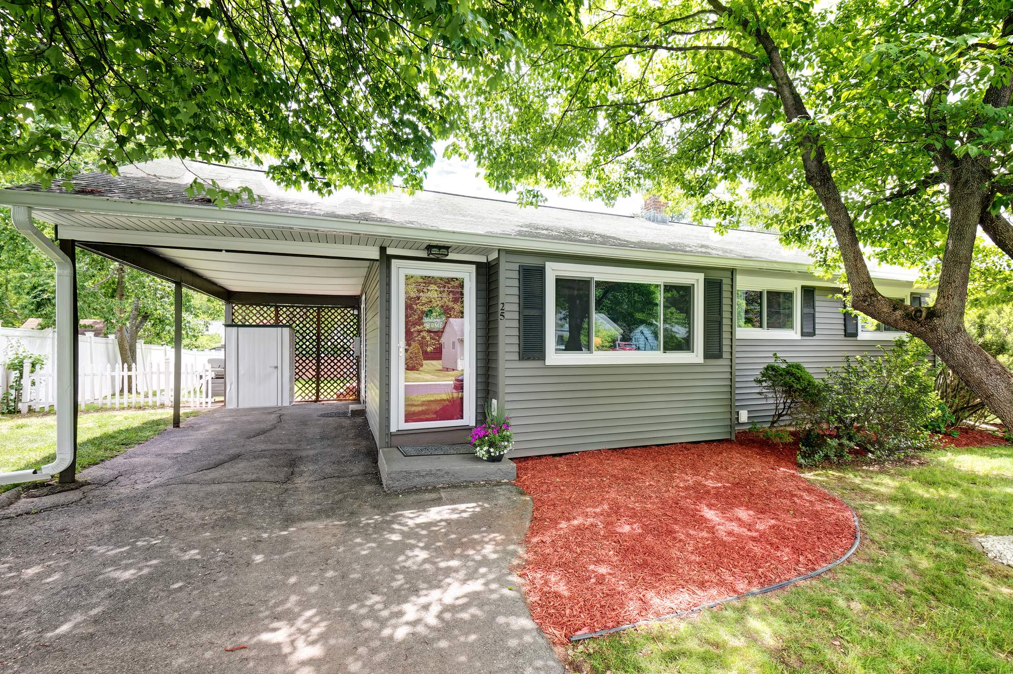 25 Yale Drive, Enfield, CT 06082