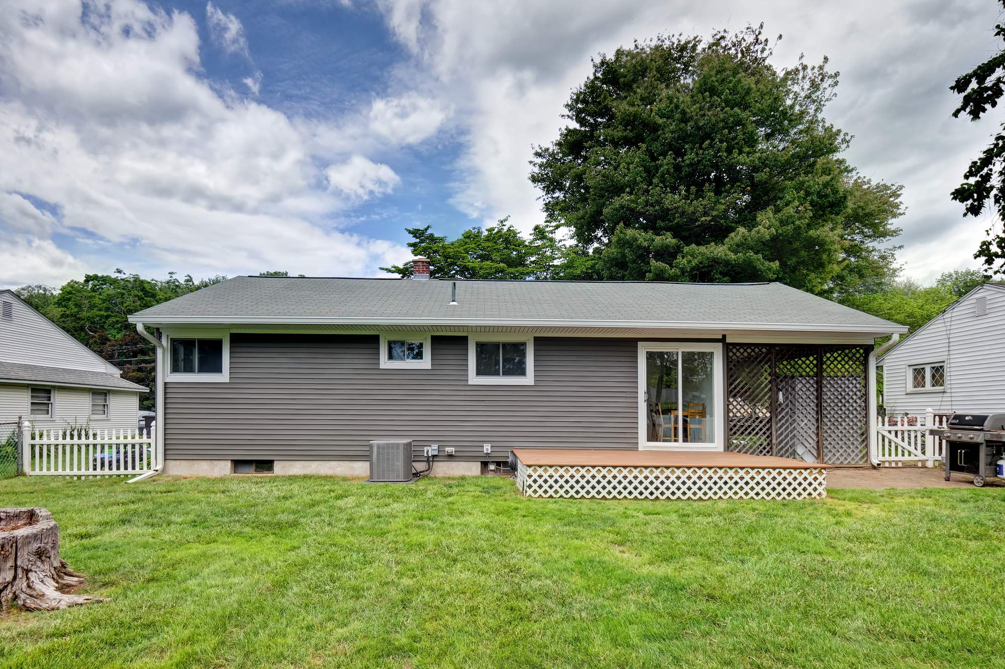 25 Yale Drive, Enfield, CT 06082