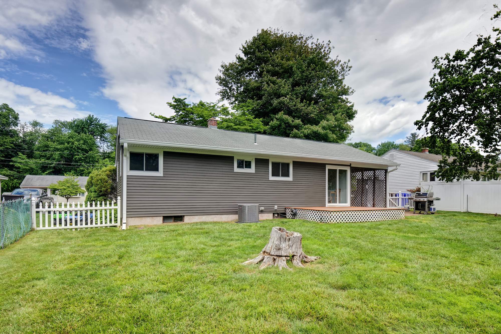 25 Yale Drive, Enfield, CT 06082