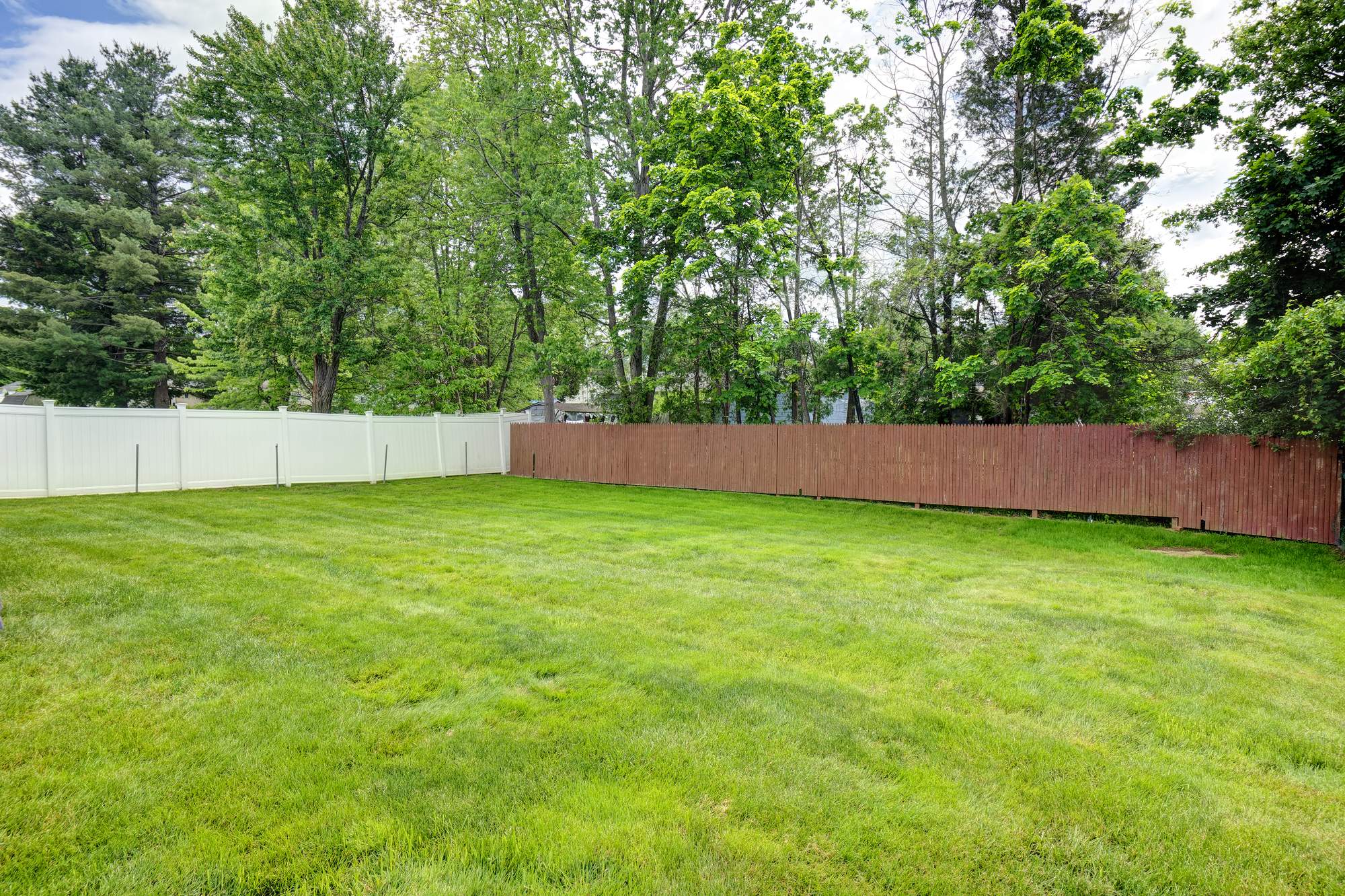 25 Yale Drive, Enfield, CT 06082