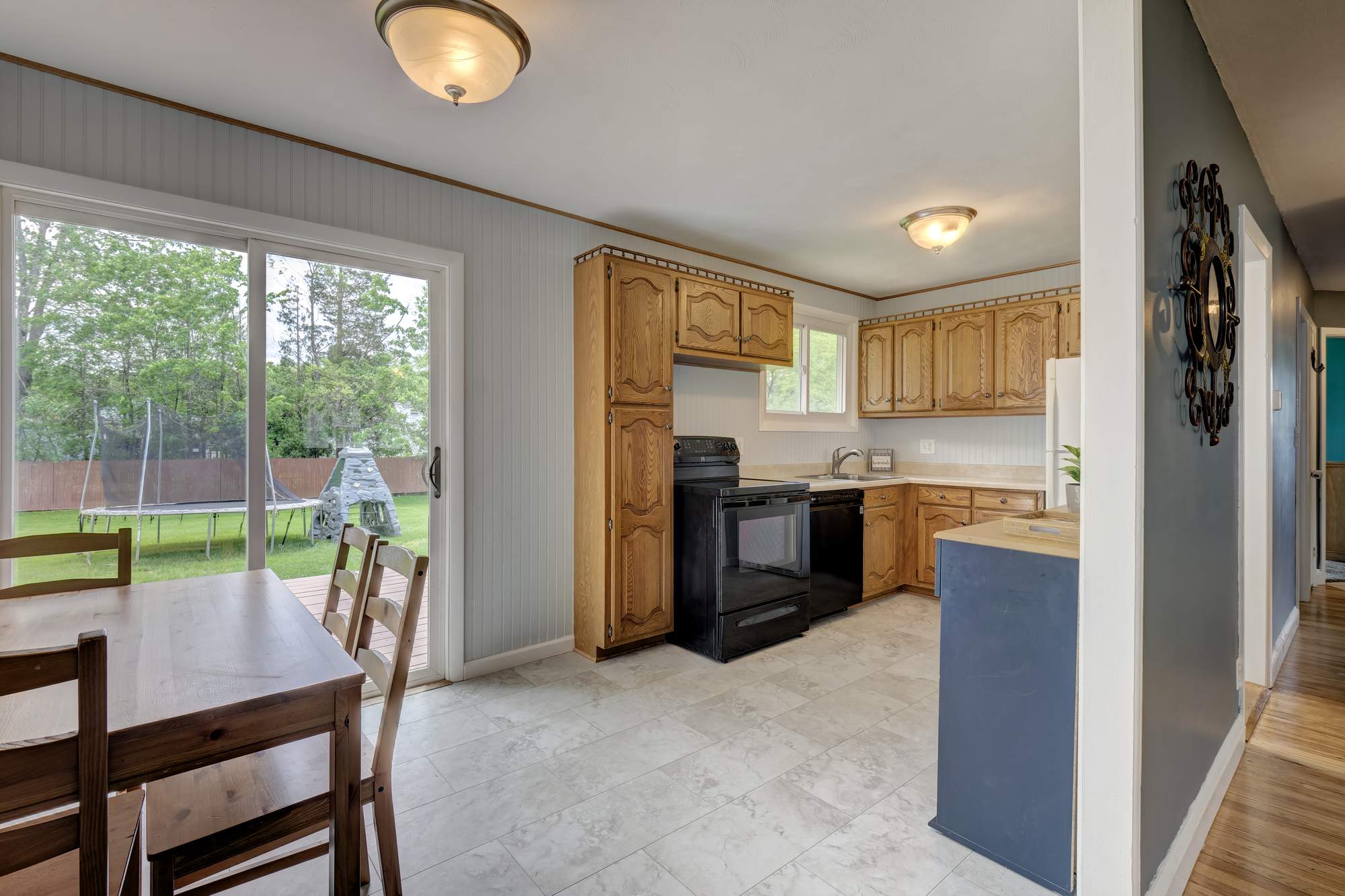 25 Yale Drive, Enfield, CT 06082