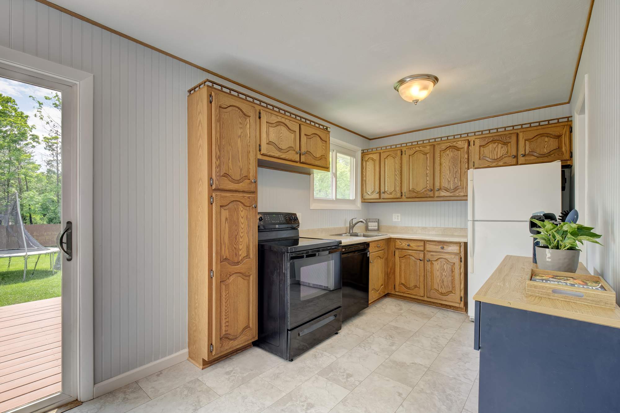 25 Yale Drive, Enfield, CT 06082