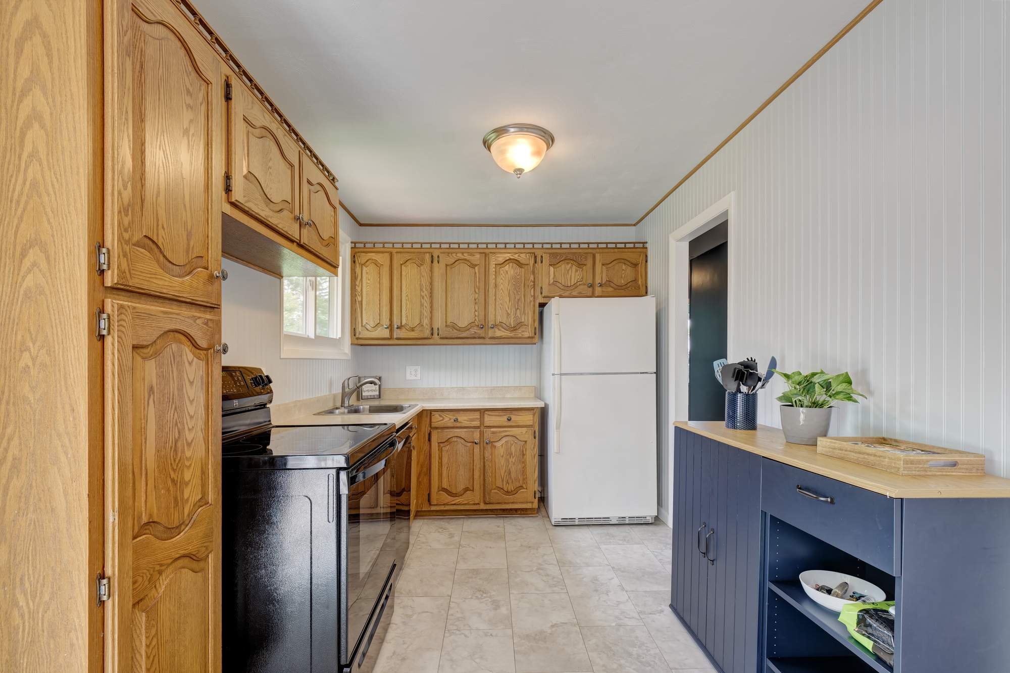 25 Yale Drive, Enfield, CT 06082
