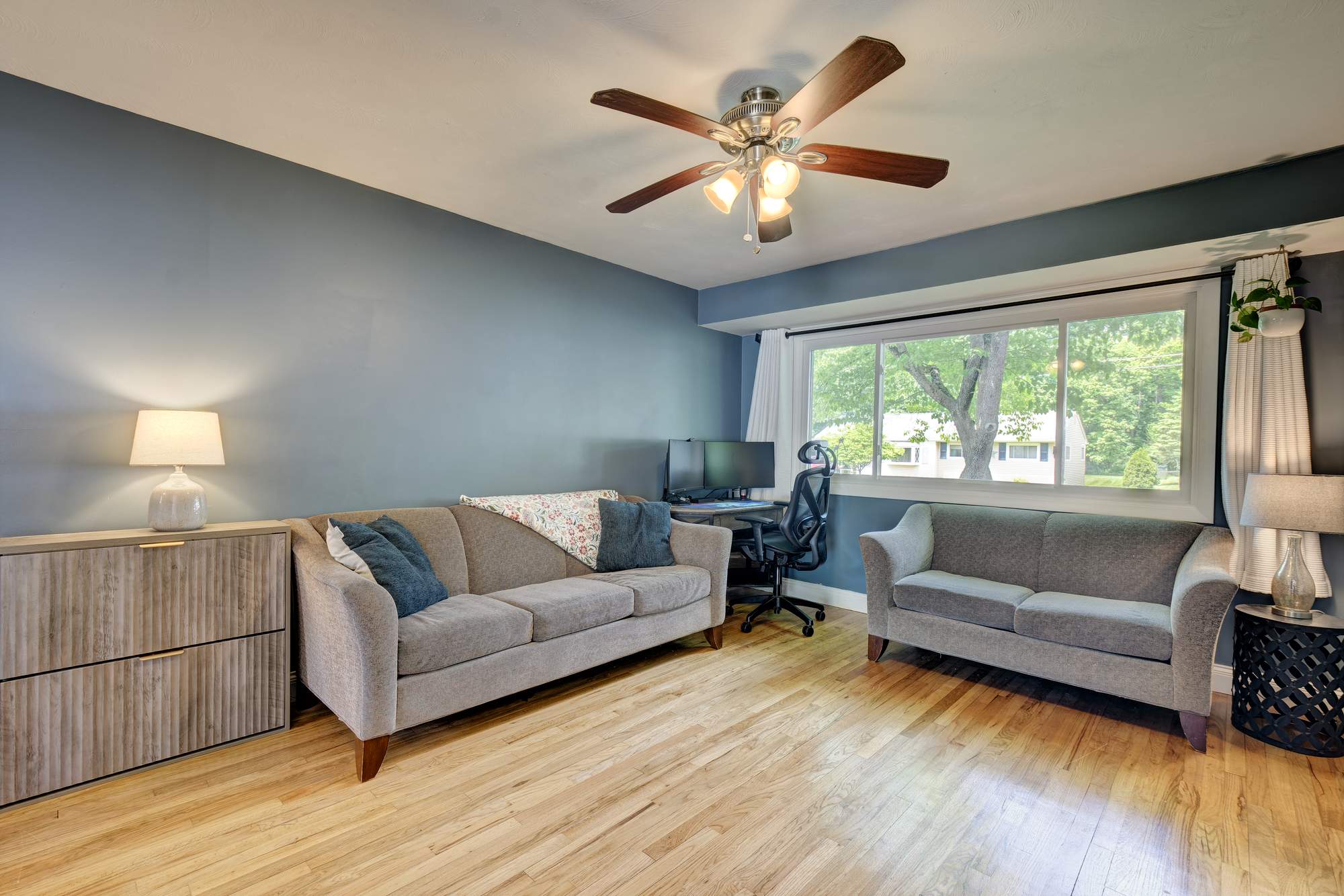 25 Yale Drive, Enfield, CT 06082