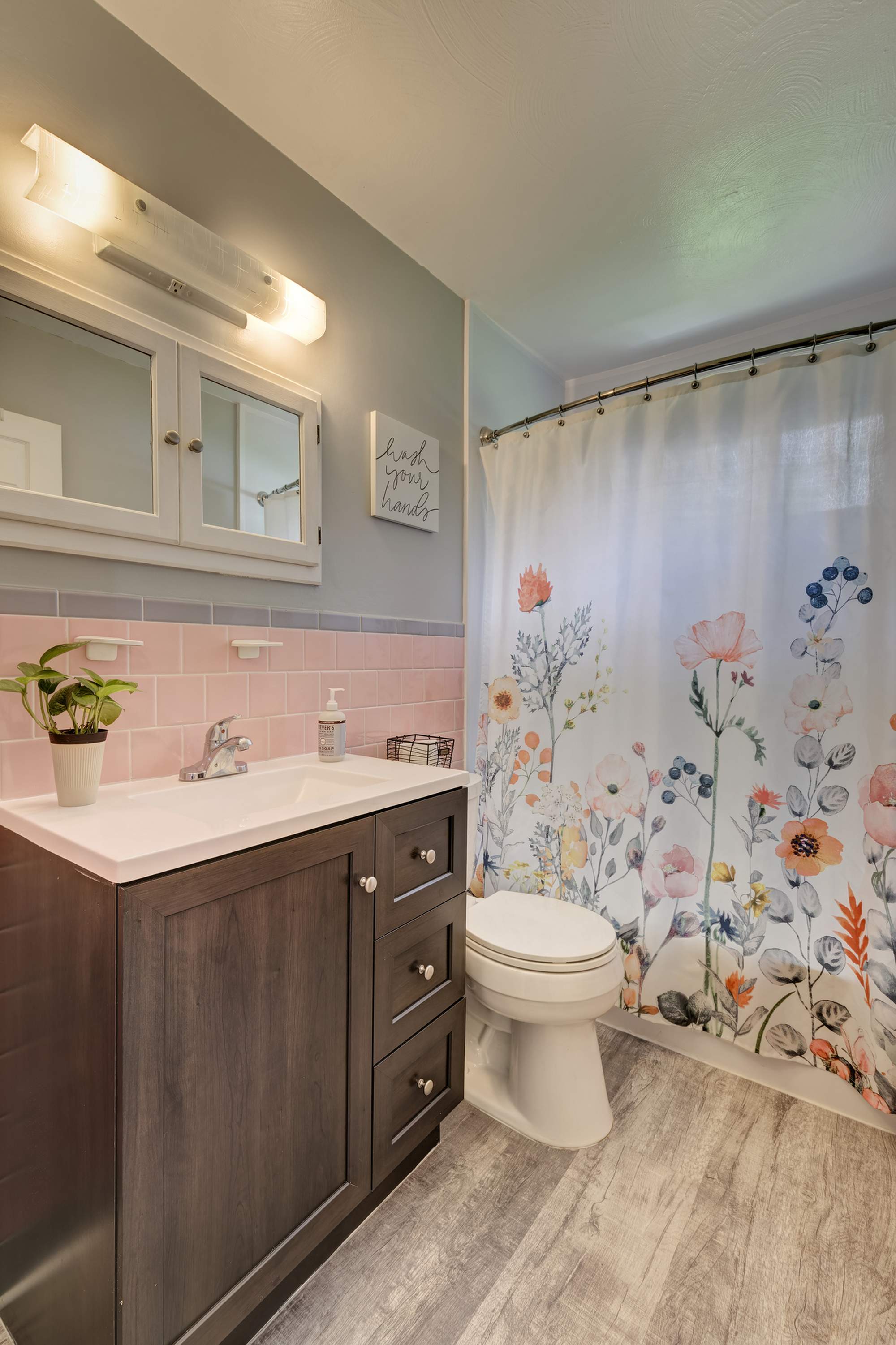 25 Yale Drive, Enfield, CT 06082