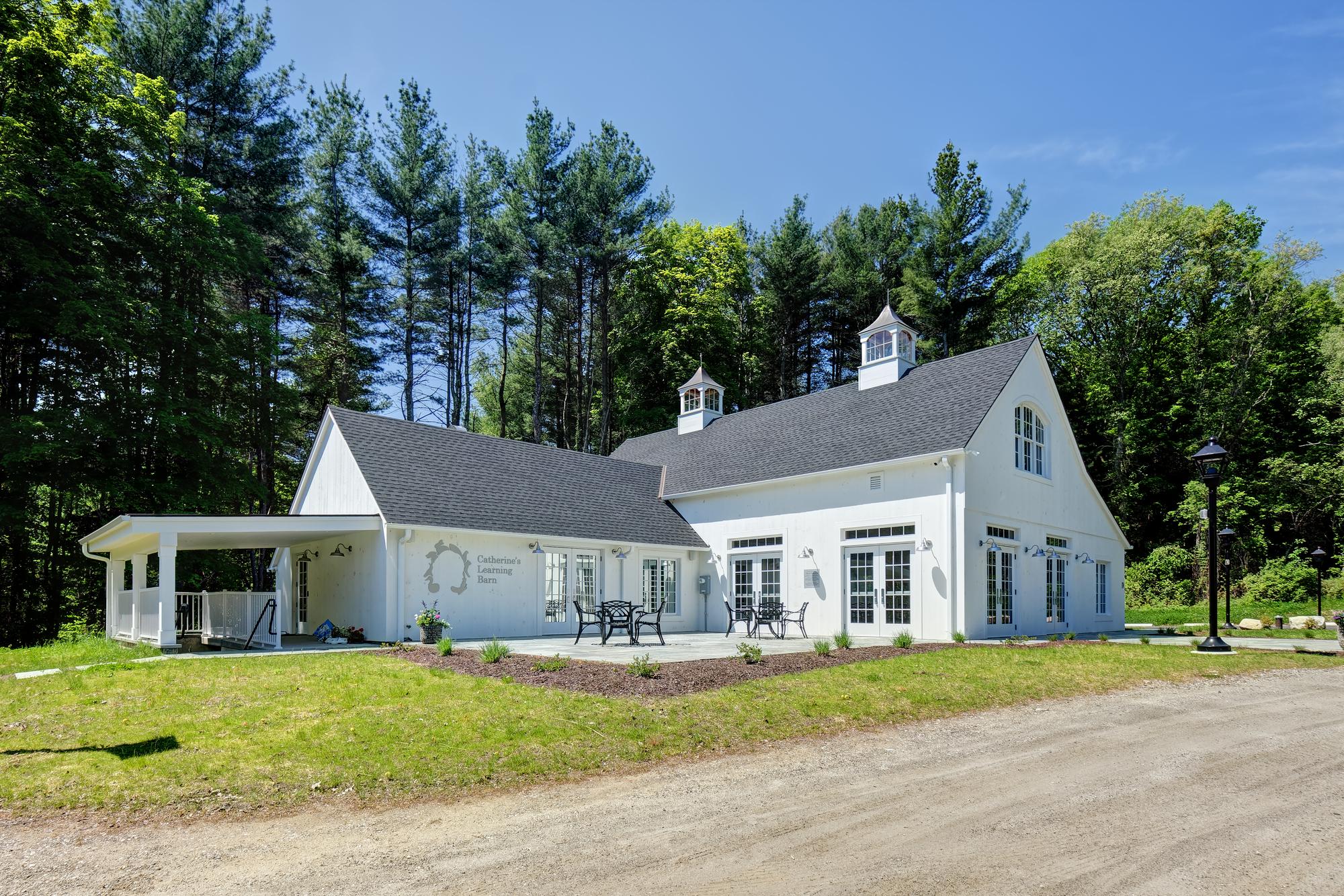 8 Commerce Road, Newtown, CT 06470