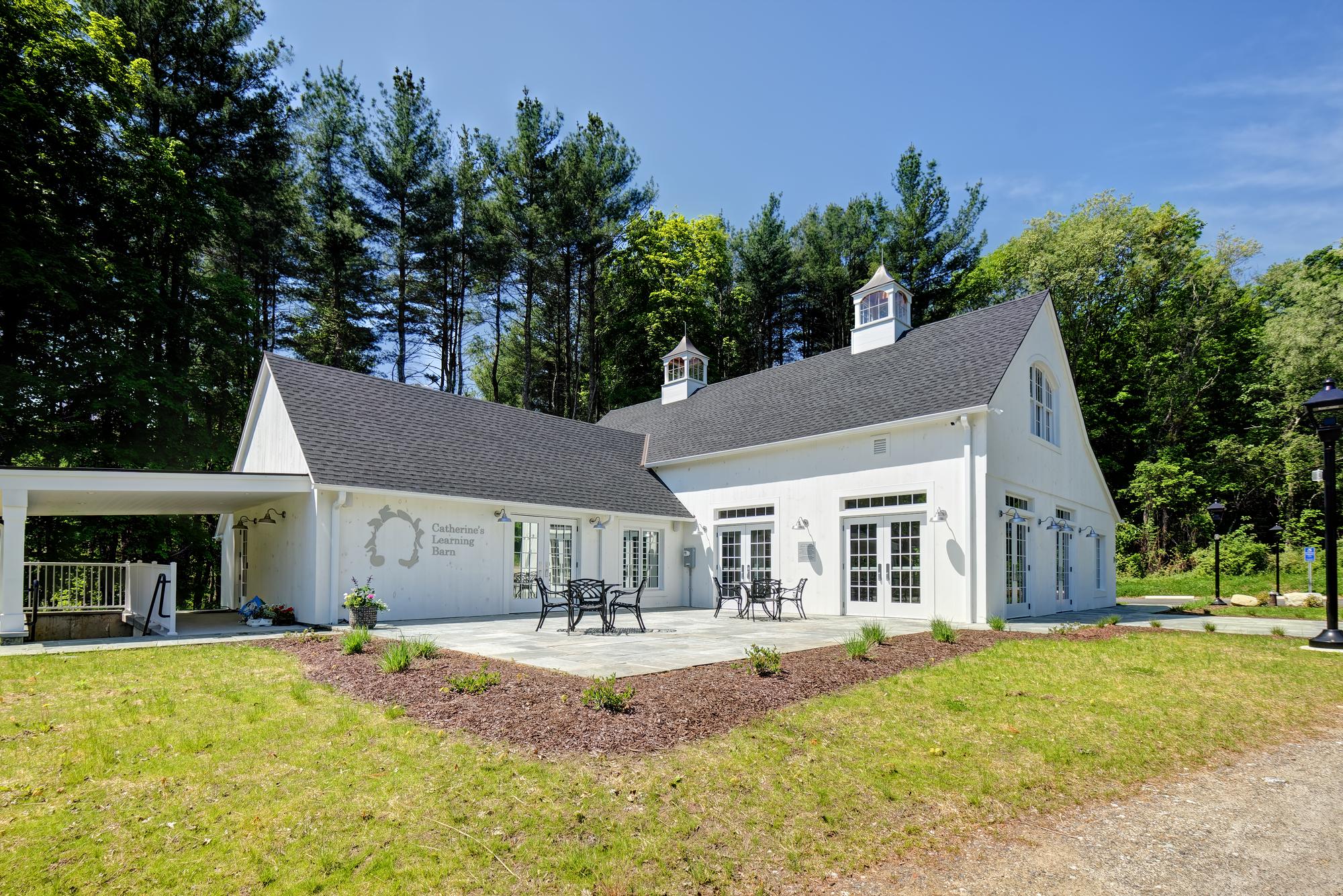 8 Commerce Road, Newtown, CT 06470