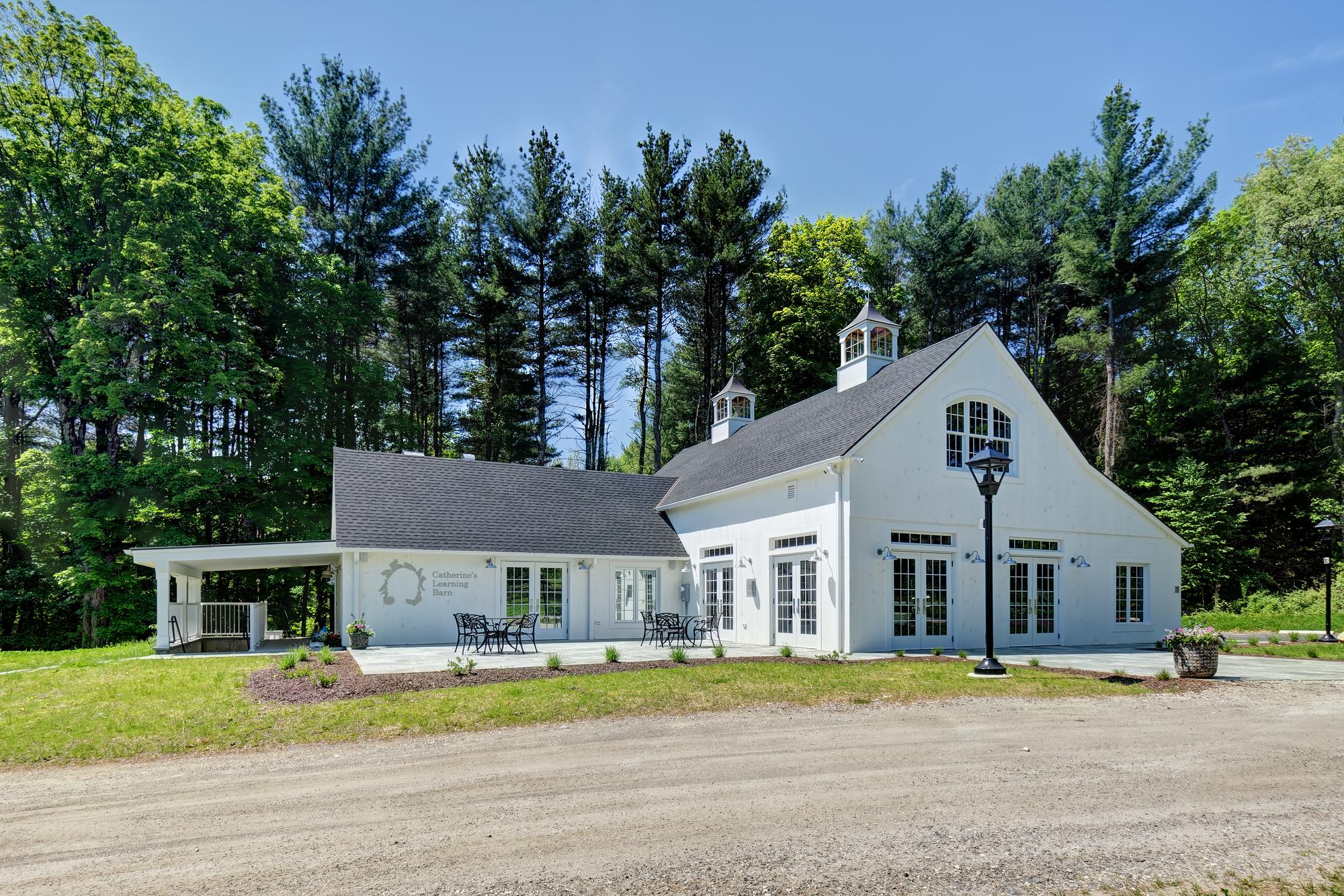8 Commerce Road, Newtown, CT 06470