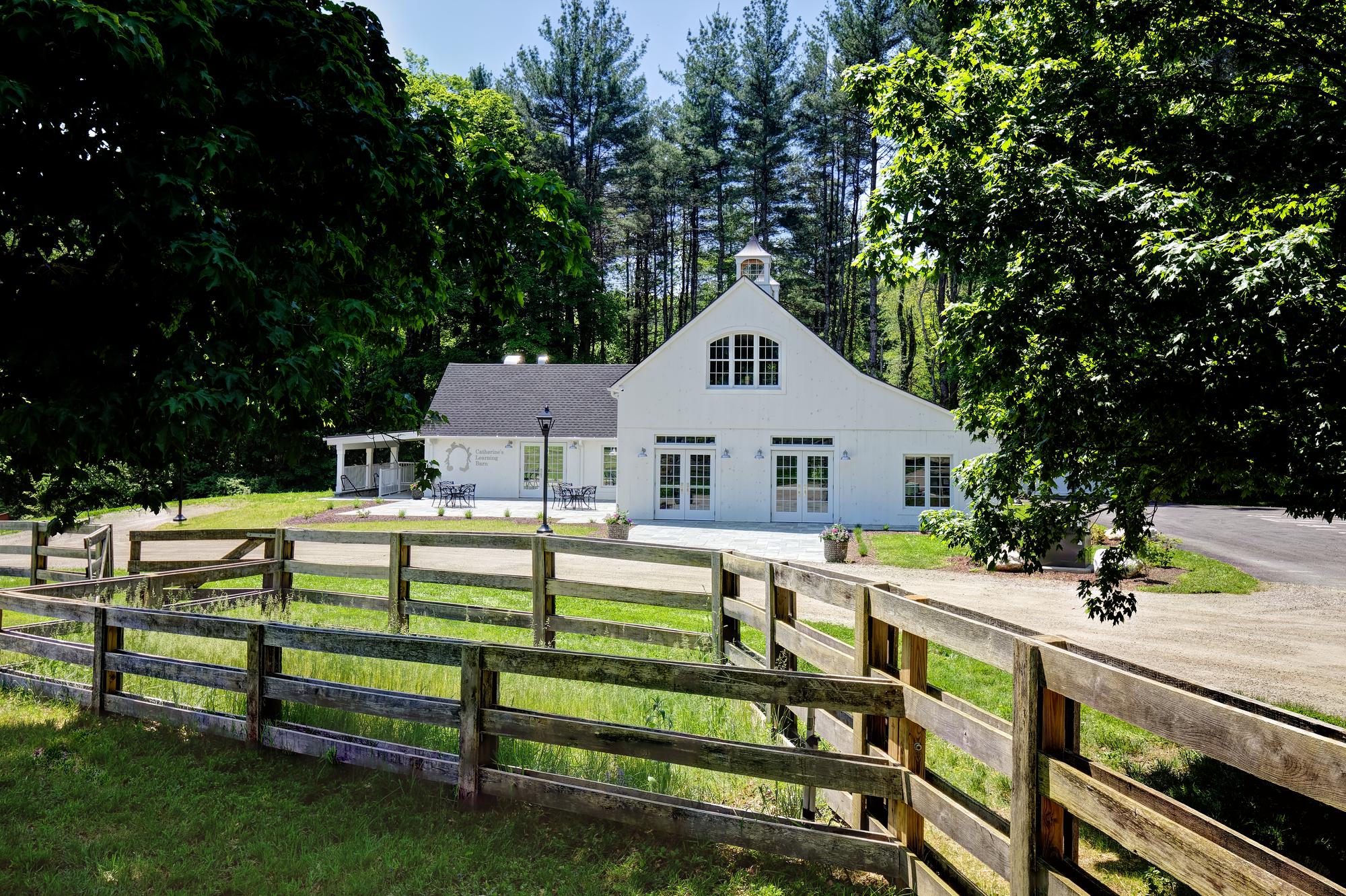 8 Commerce Road, Newtown, CT 06470