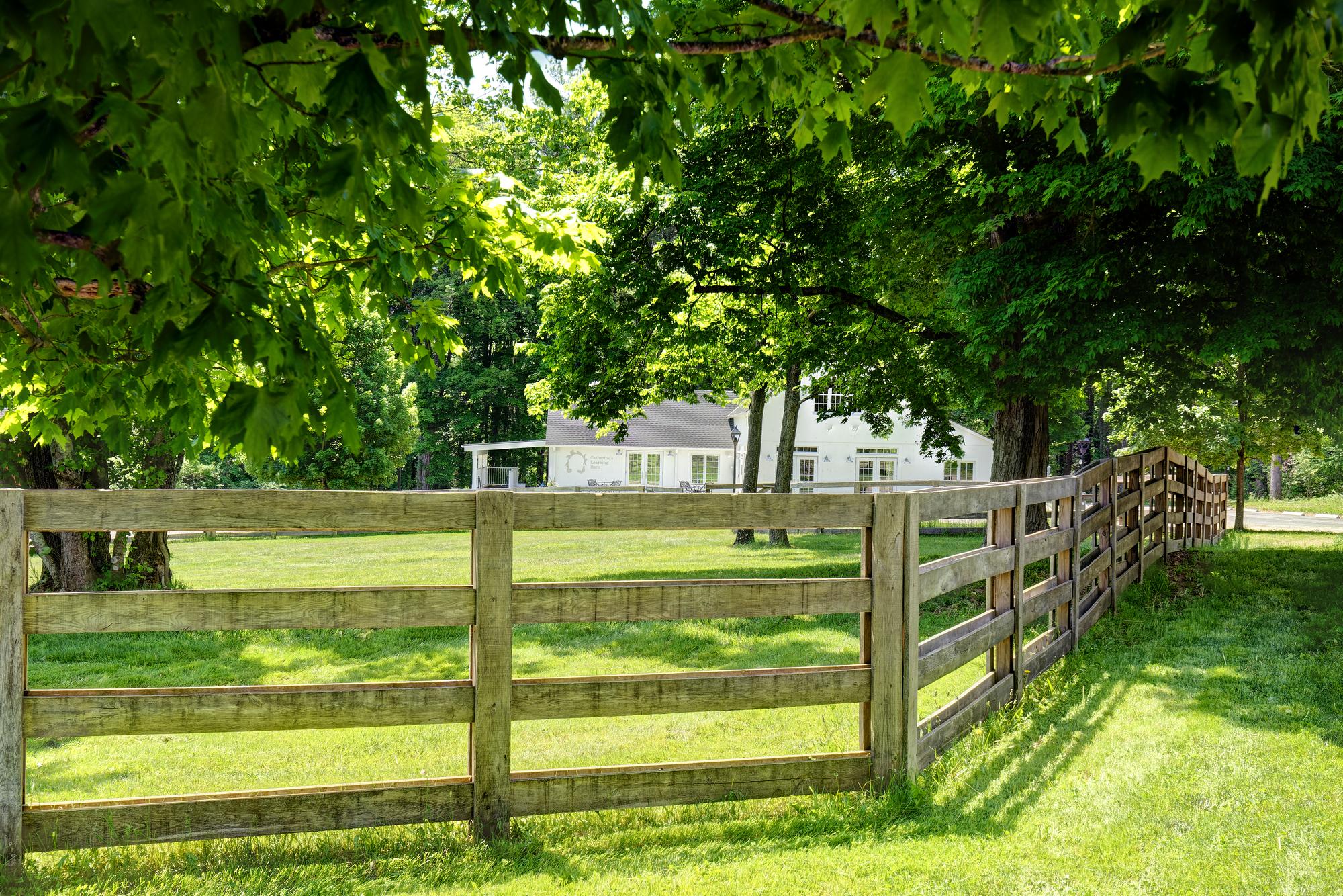8 Commerce Road, Newtown, CT 06470