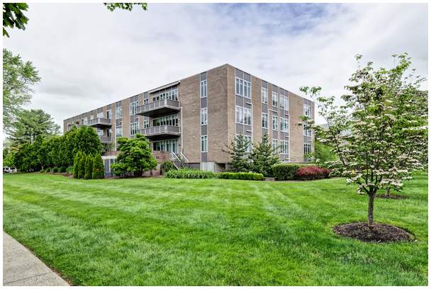 Professional real estate photography in West Hartford, Connecticut - Jim Fuhrmann